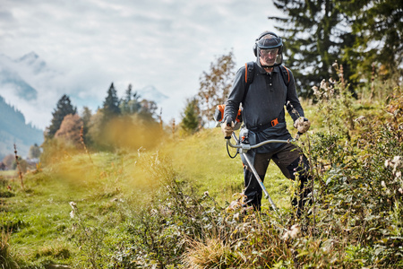 Kosa spalinowa FS 131