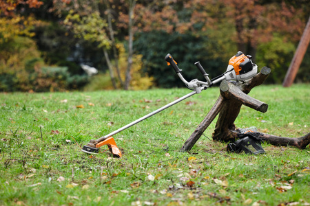 Kosa spalinowa FS 261