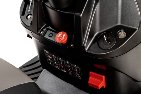 Traktor CEDRUS C-TRAC-83HC